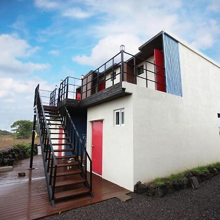 Ian Guesthouse Jeju Exterior photo