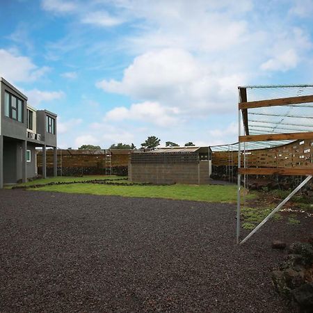 Ian Guesthouse Jeju Exterior photo