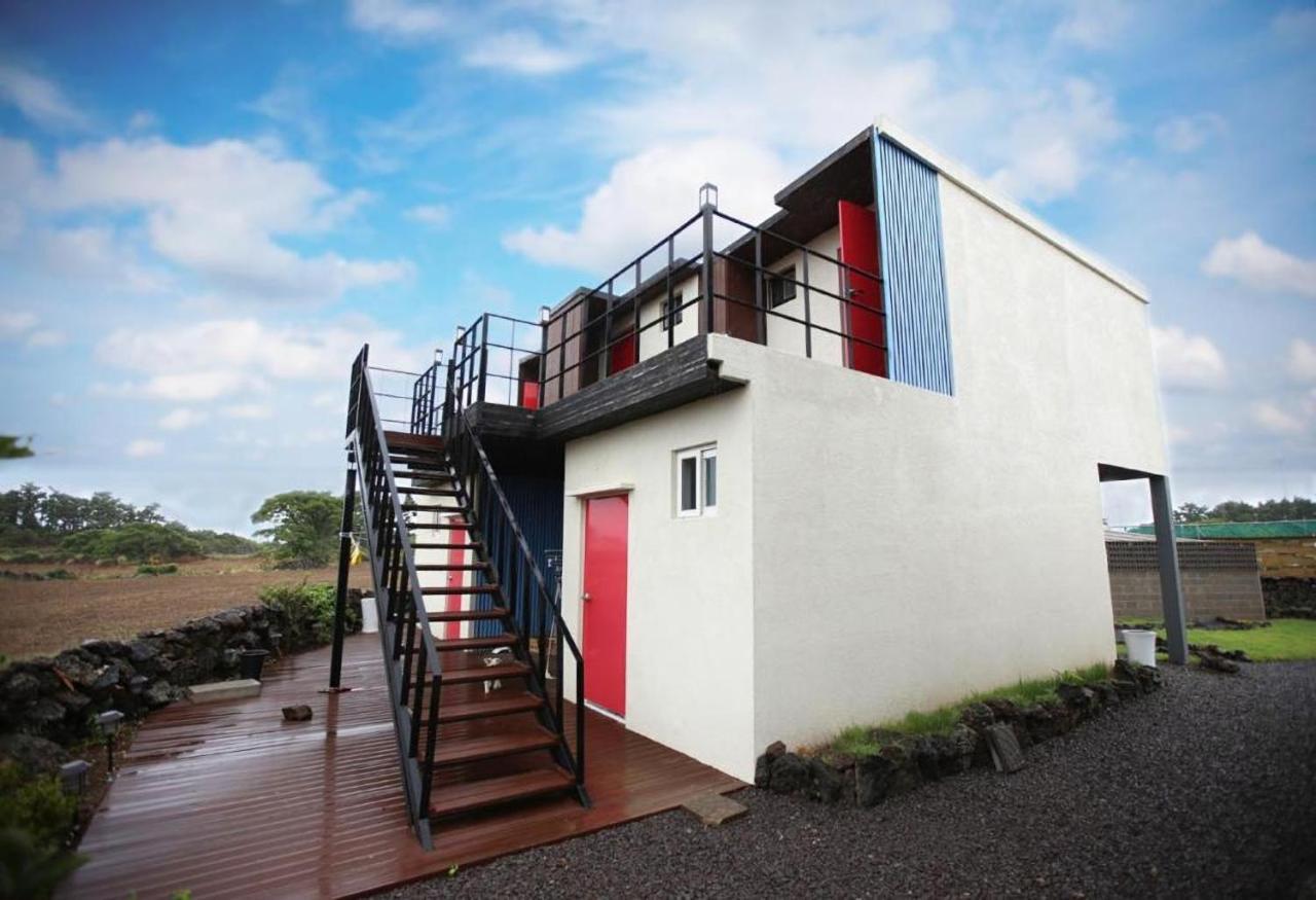 Ian Guesthouse Jeju Exterior photo