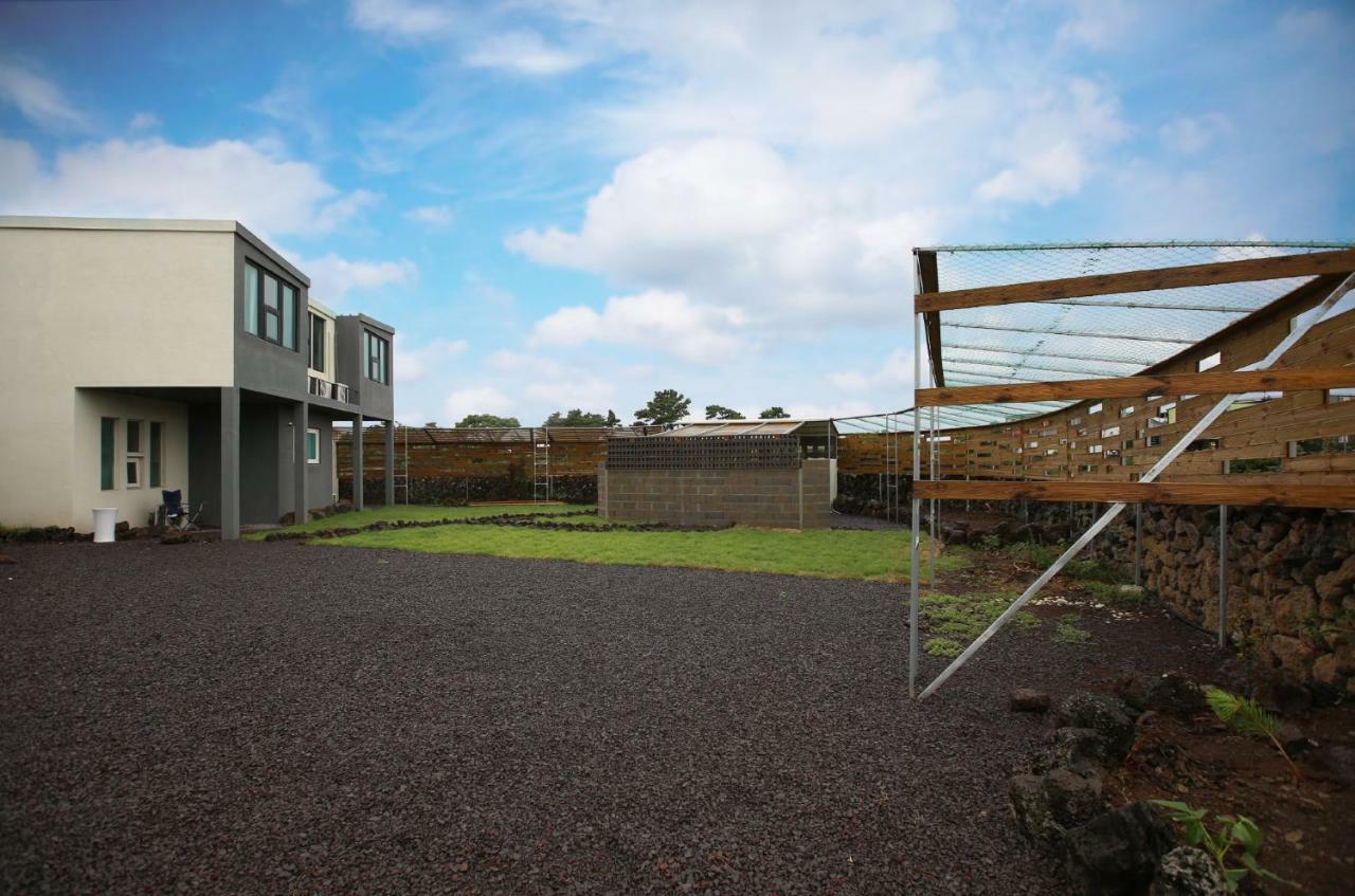 Ian Guesthouse Jeju Exterior photo